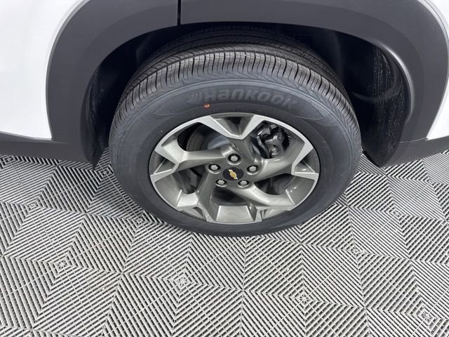 New 2026 Chevrolet Trax LT image 12