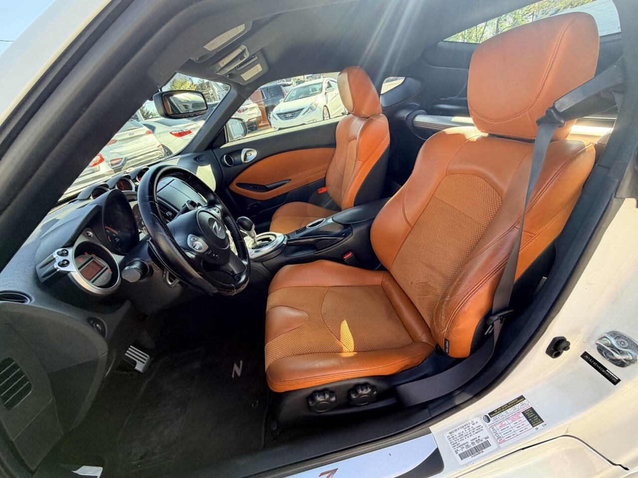 Used 2012 Nissan 370Z Touring RWD image 22