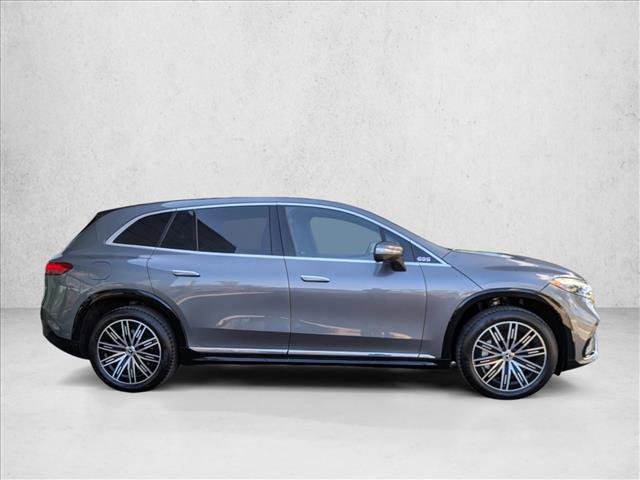 Used 2023 Mercedes-Benz EQS 580 4MATIC SUV image 4