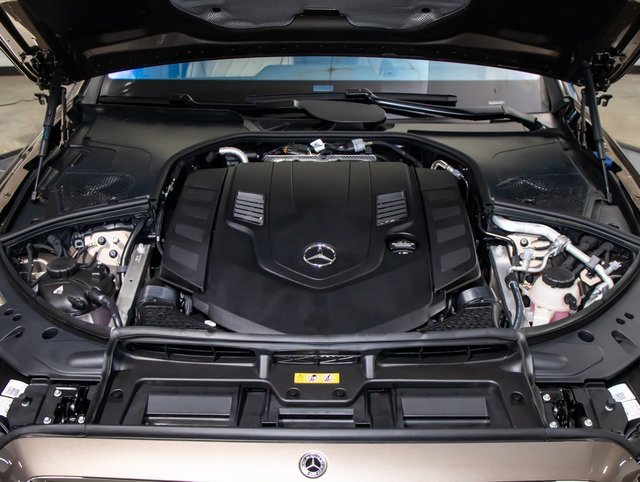New 2026 Mercedes-Benz S 580 4MATIC Sedan image 5