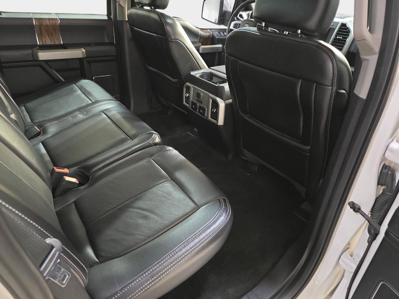 Used 2018 Ford F150 Lariat w/ Equipment Group 502A Luxury AWD/4WD image 9