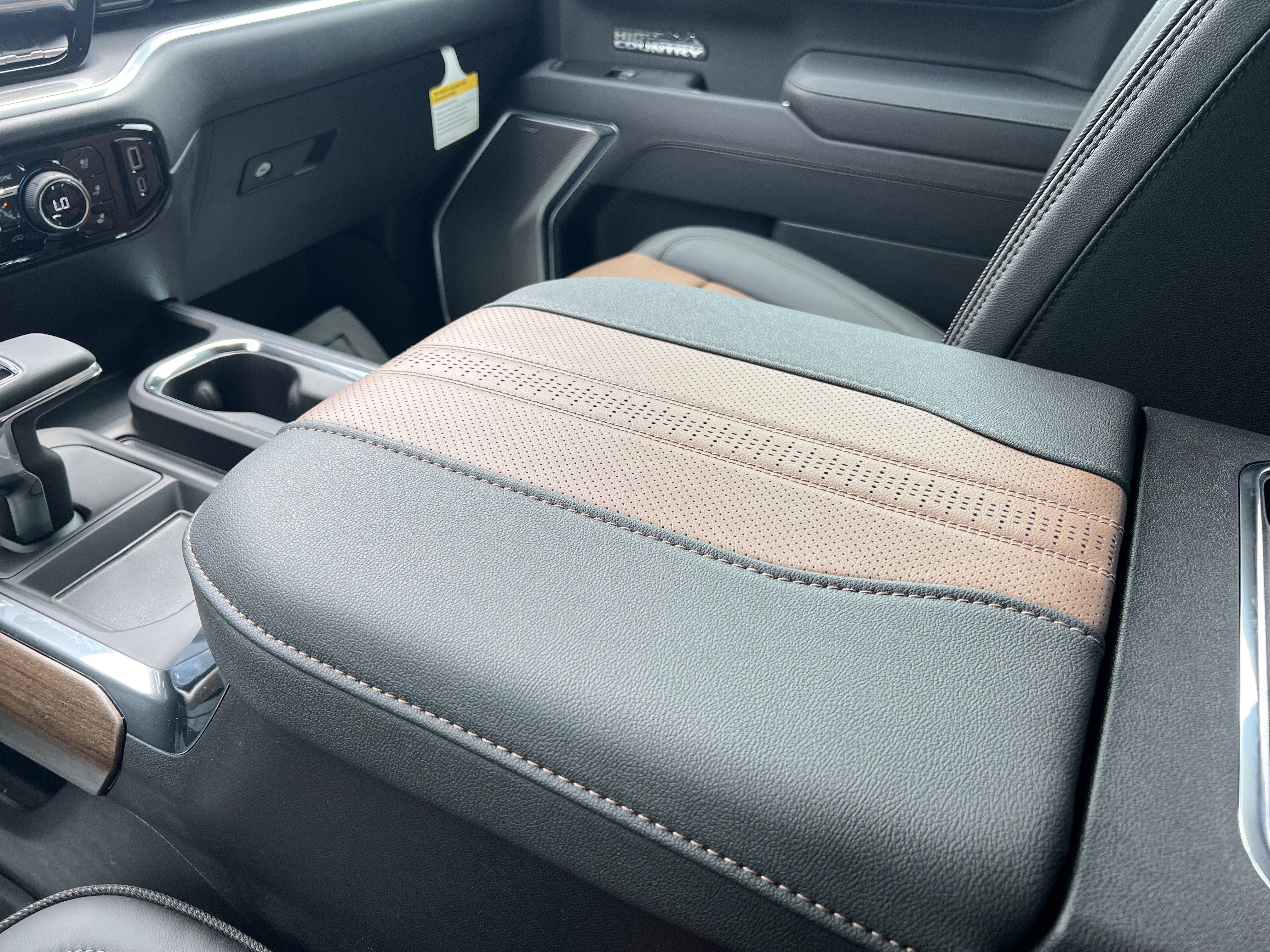 New 2026 Chevrolet Silverado 1500 High Country AWD/4WD image 30