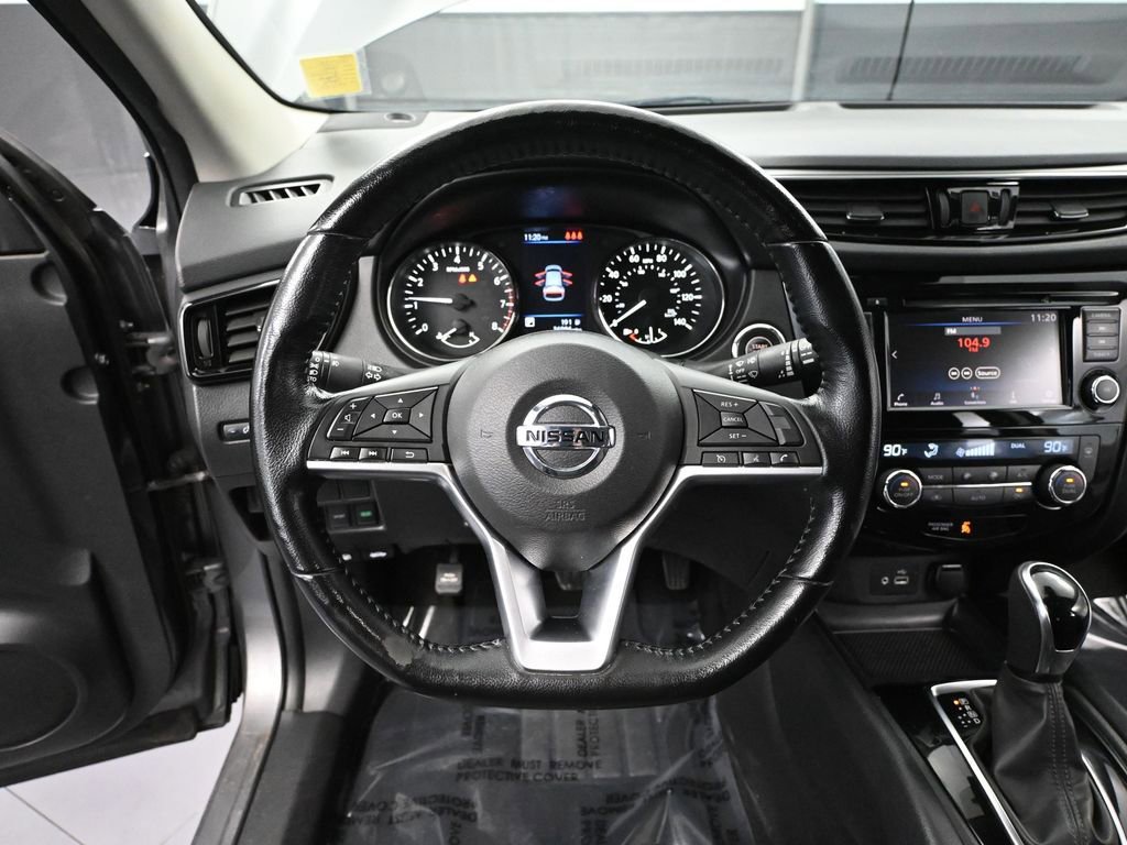 Used 2021 Nissan Rogue Sport SV image 25