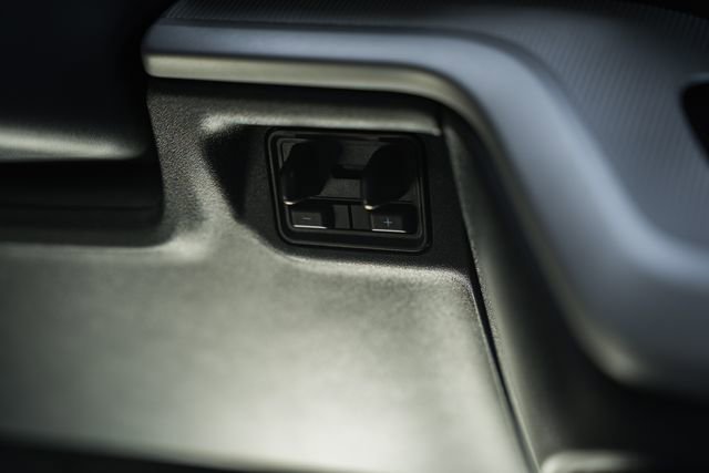 Used 2025 Ford Expedition Active image 35