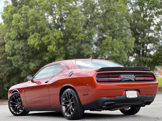 Used 2020 Dodge Challenger R/T Scat Pack w/ Driver Convenience Group RWD image 8