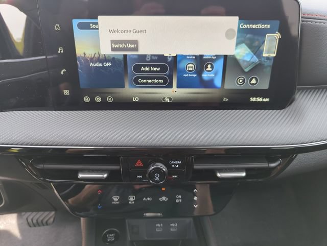 New 2026 Nissan Kicks SR w/ SR Premium Package FWD image 27