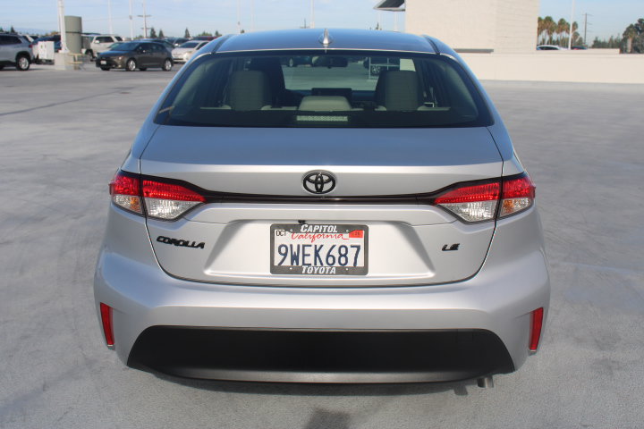 Certified 2026 Toyota Corolla LE w/ LE Premium Package FWD image 4