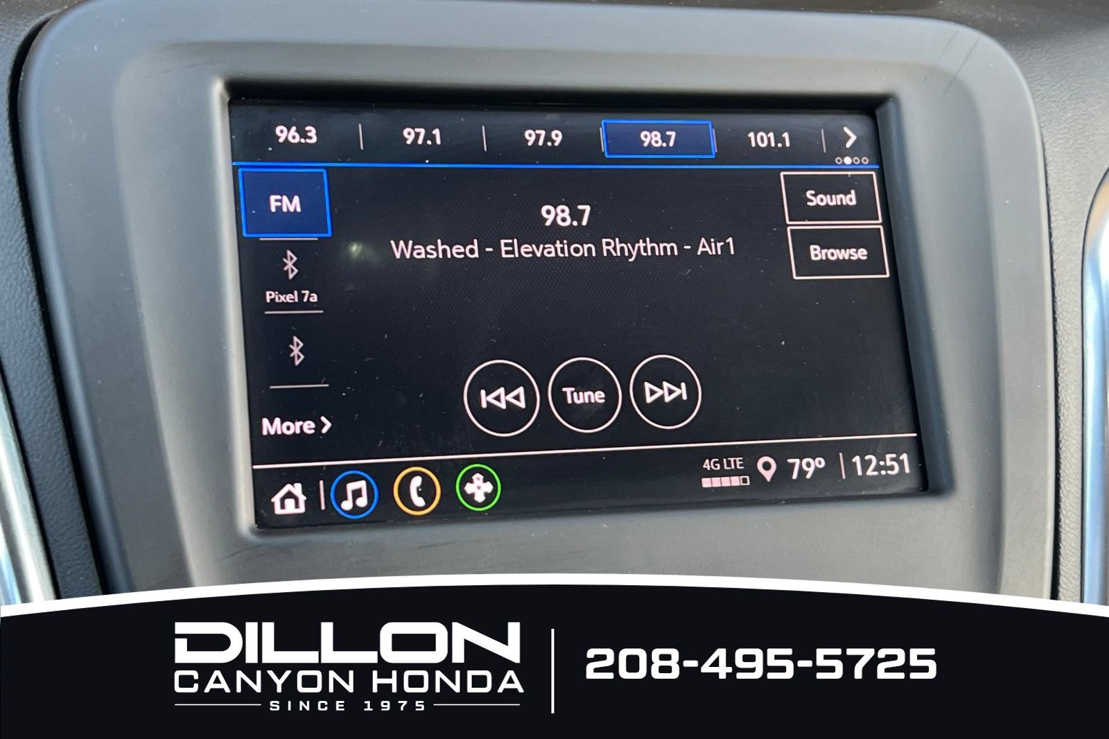 Used 2022 Chevrolet Equinox LS w/ LS Convenience Package AWD/4WD image 18