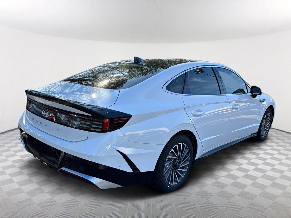 New 2026 Hyundai Sonata Limited FWD image 5