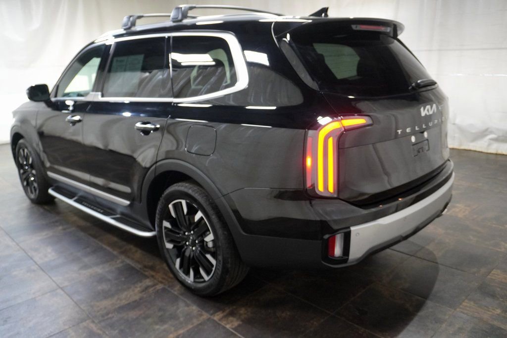 Used 2023 Kia Telluride SX Prestige image 11