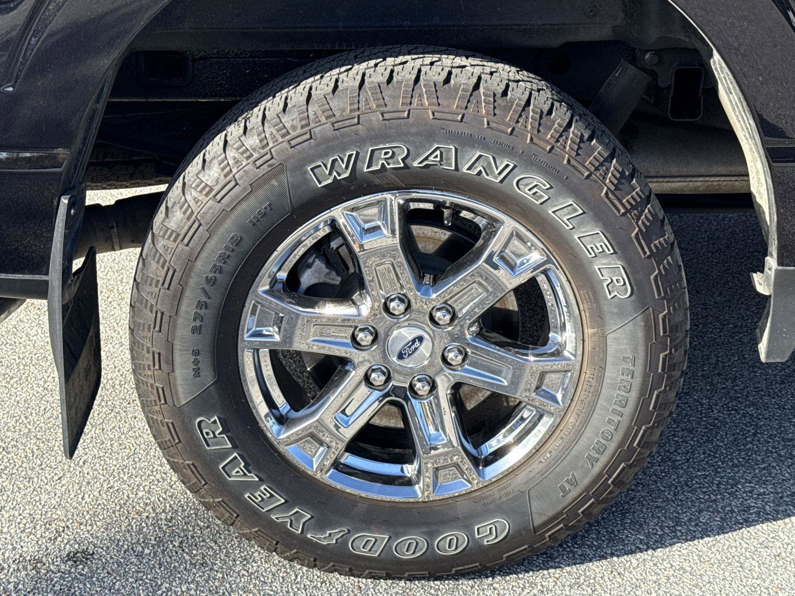 Used 2021 Ford F150 Lariat w/ Equipment Group 502A High image 11