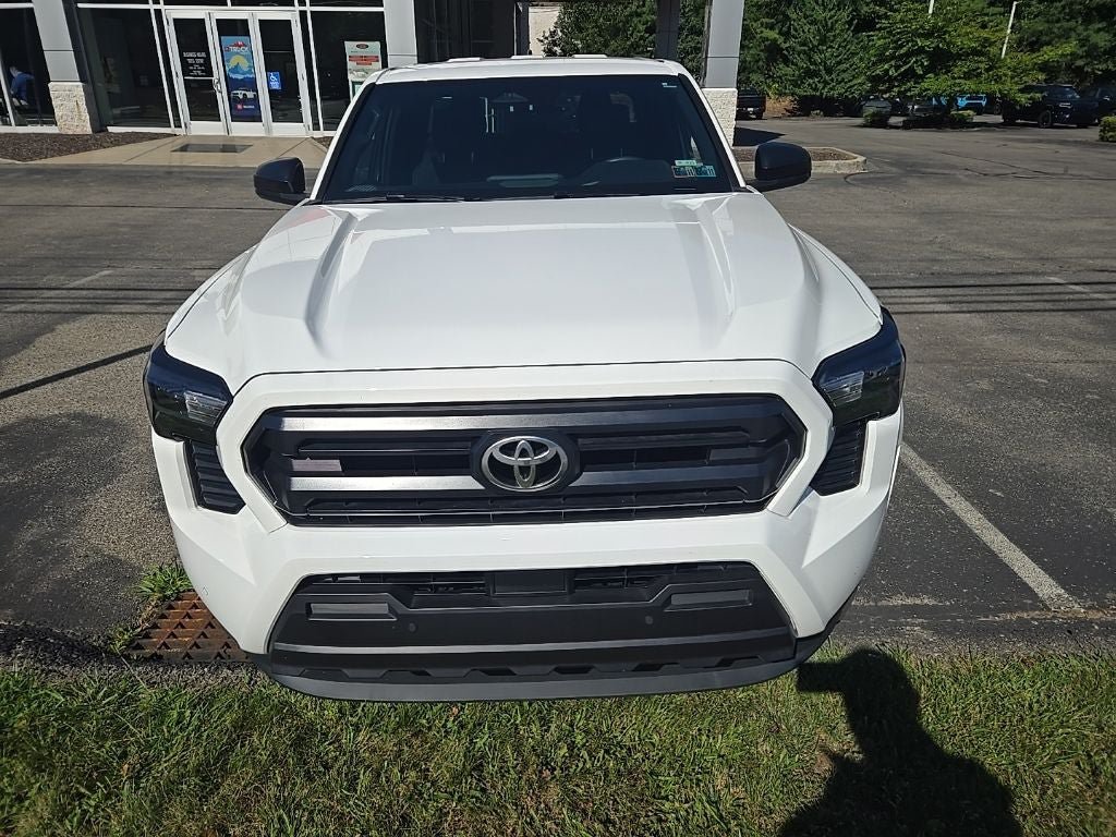 Certified 2024 Toyota Tacoma SR w/ SR Upgrade Package AWD/4WD image 10