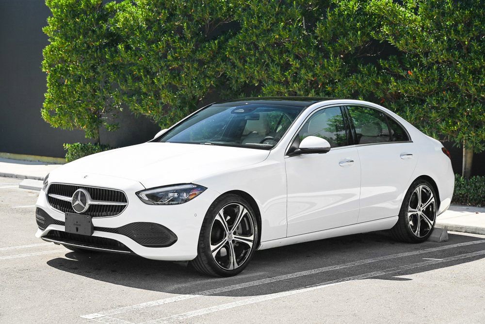 Used 2025 Mercedes-Benz C 300 Sedan image 1