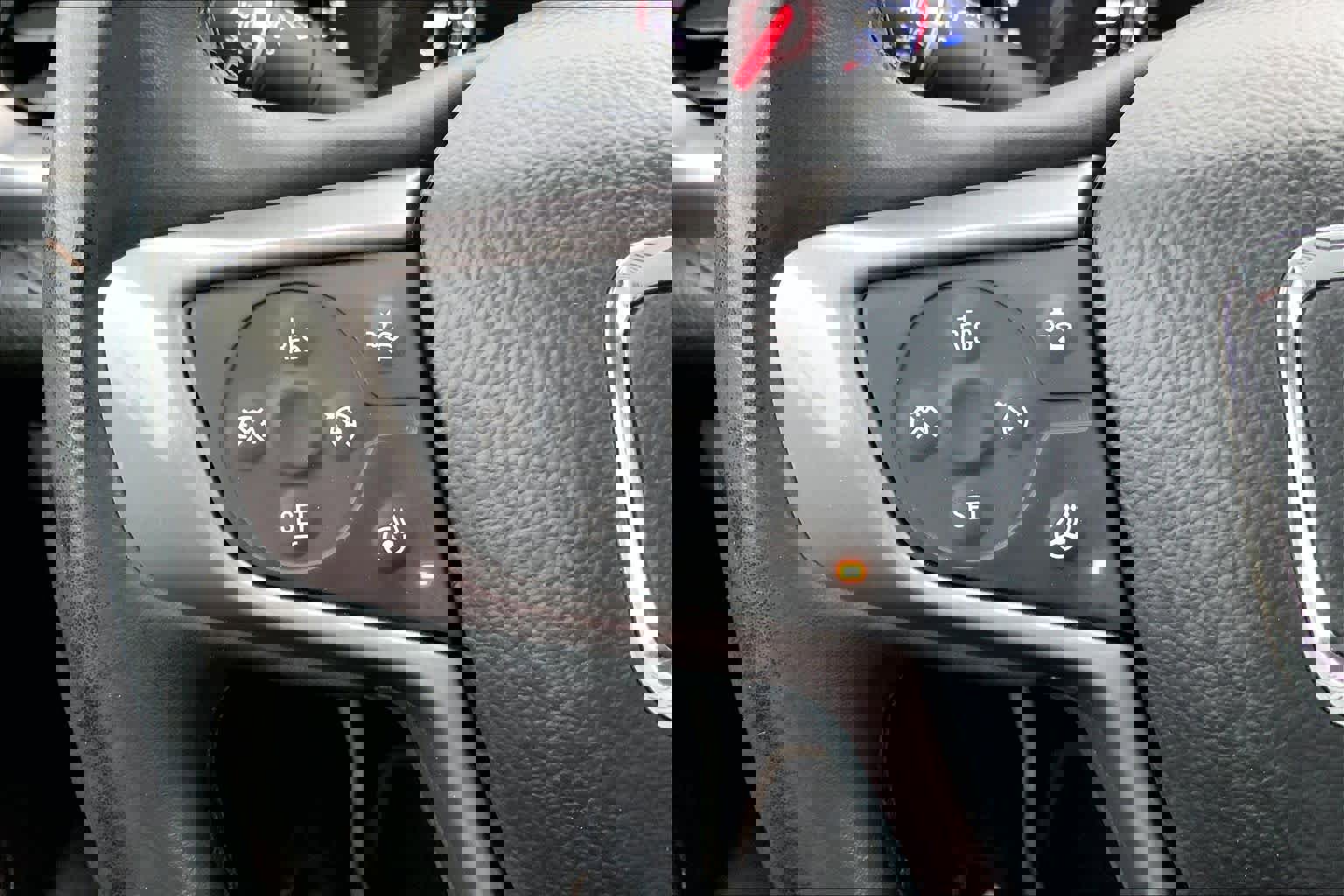 Used 2023 GMC Acadia AT4 w/ Technology Package image 21