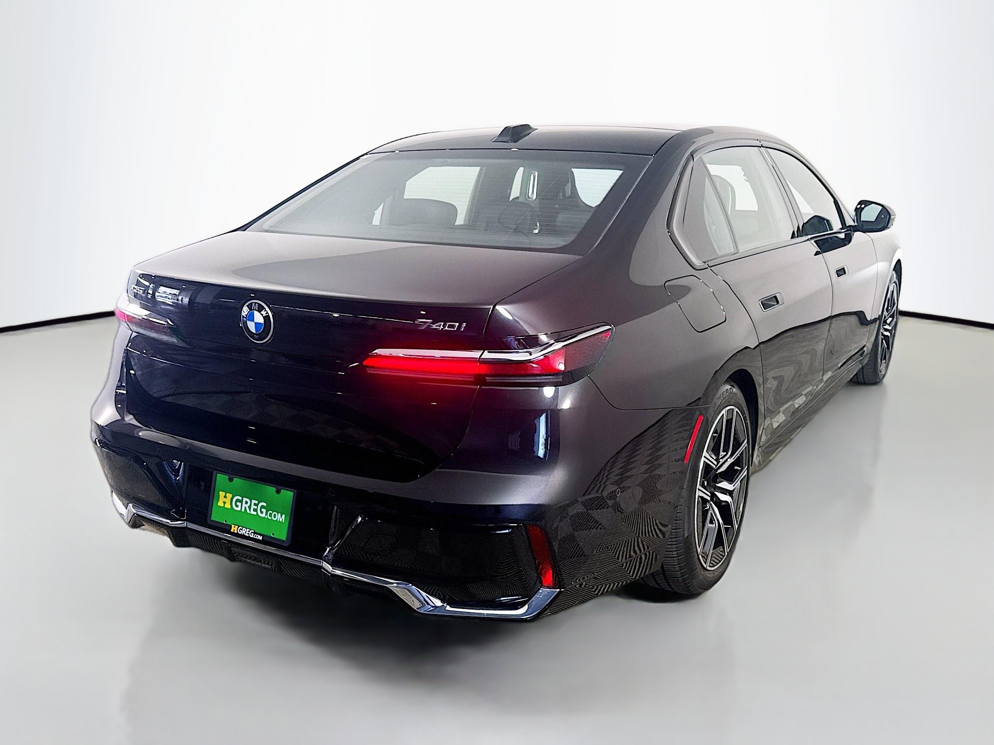 Used 2026 BMW 740i xDrive AWD/4WD image 10