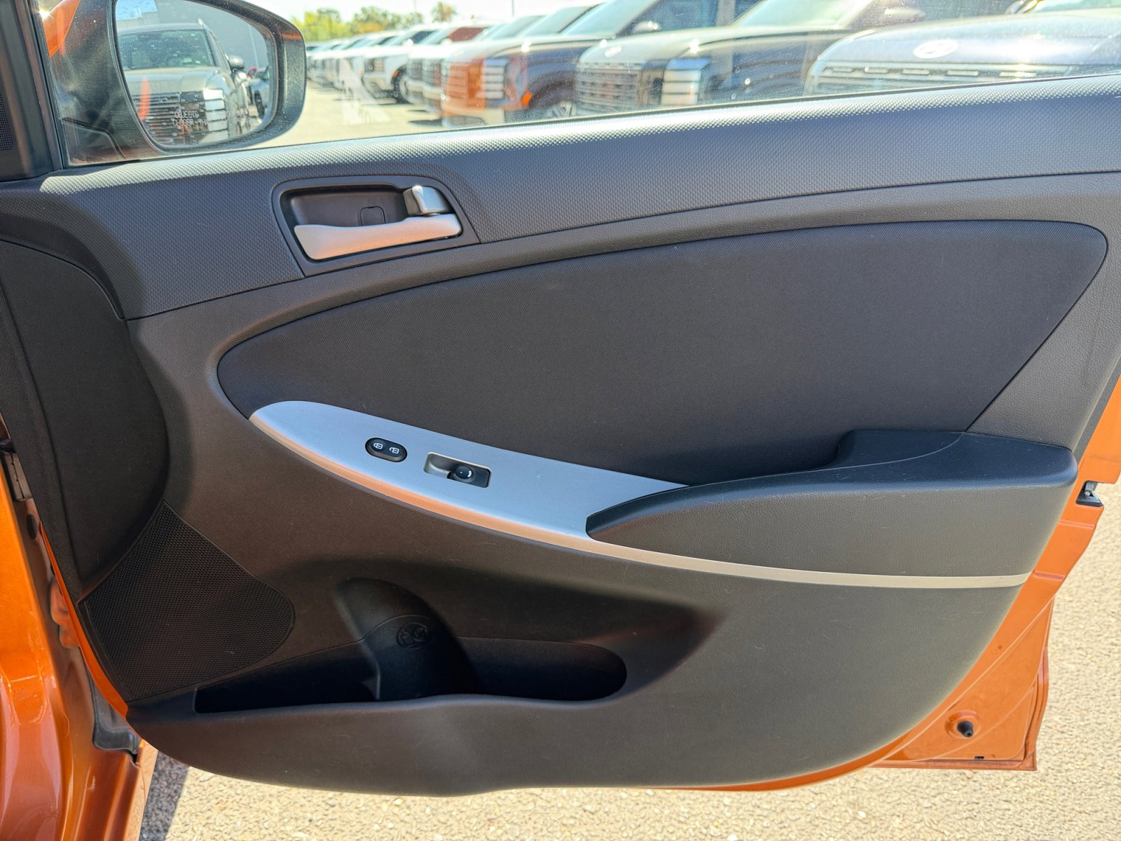 Used 2017 Hyundai Accent SE image 16