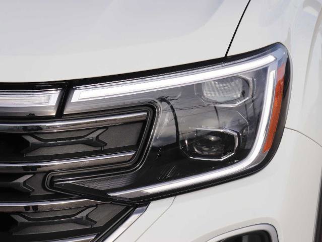 Used 2025 Volkswagen Atlas SE image 10