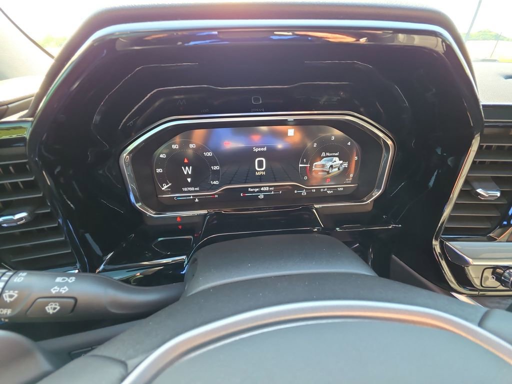Used 2022 GMC Sierra 1500 SLT w/ SLT Premium Package image 15