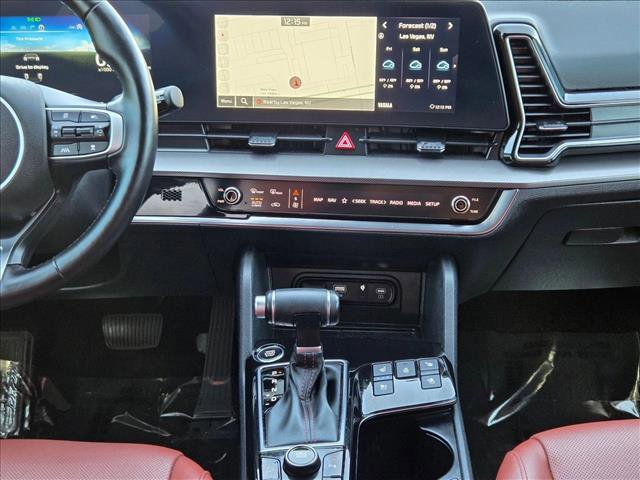 Used 2025 Kia Sportage SX image 16