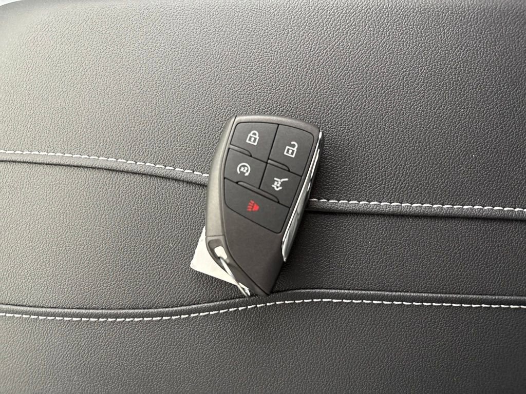 New 2026 Chevrolet Traverse LT w/ Midnight/Sport Edition image 38