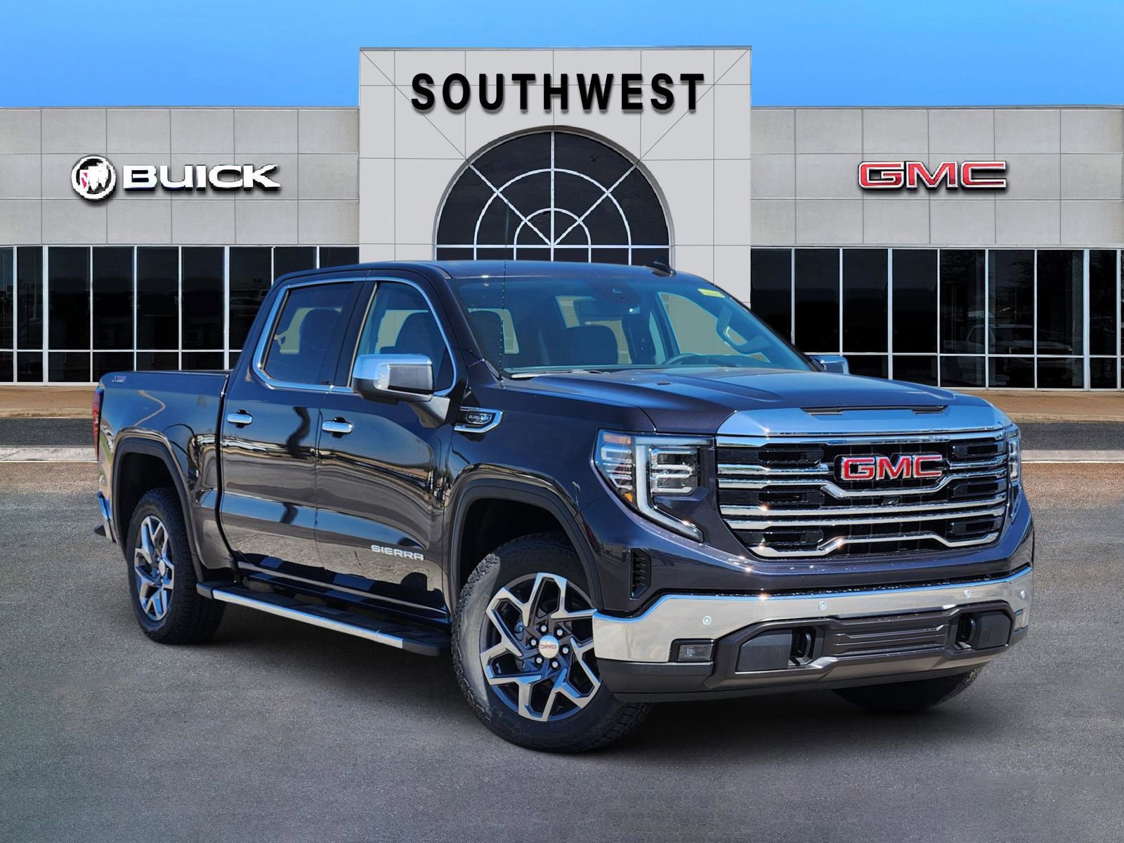 New 2026 GMC Sierra 1500 SLT w/ SLT Premium Package