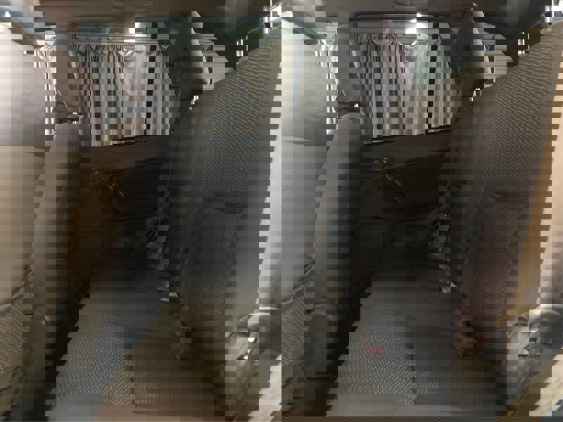 Used 2005 Toyota RAV4 2WD image 10