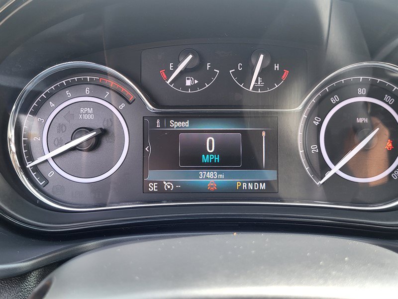 Used 2016 Buick Regal FWD image 15