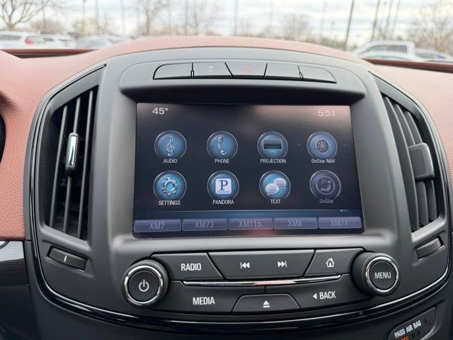 Used 2017 Buick Regal Sport Touring image 33
