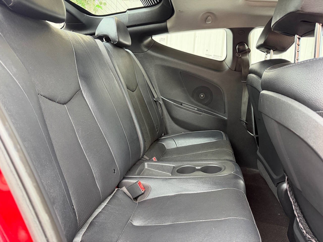 Used 2015 Hyundai Veloster Turbo w/ Option Group 04 FWD image 16