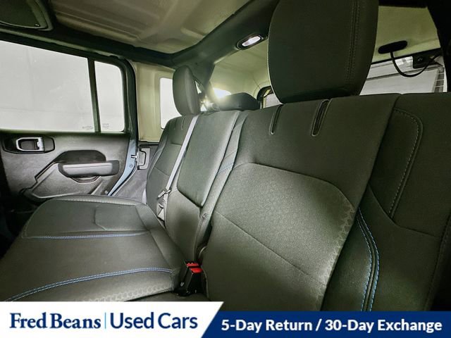 Used 2025 Jeep Wrangler Unlimited Rubicon 4xe AWD/4WD image 23