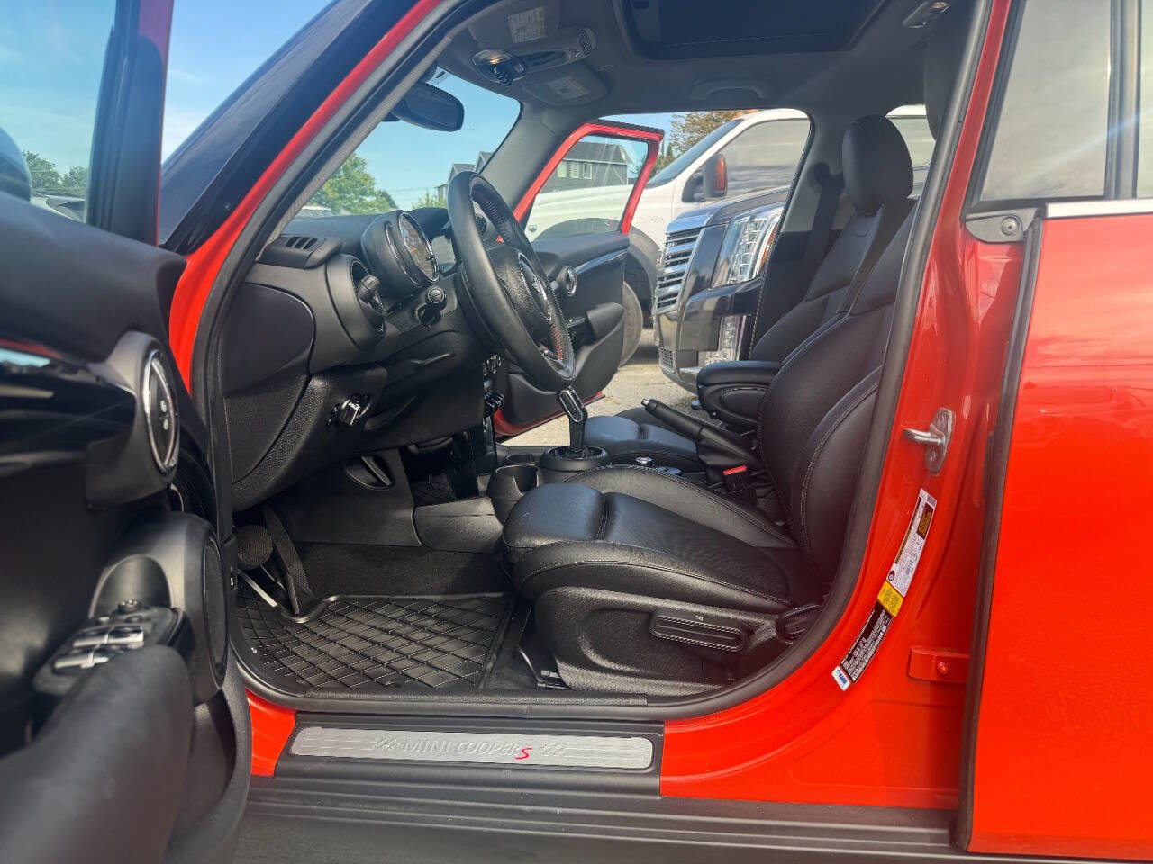 Used 2020 MINI Cooper S FWD image 25