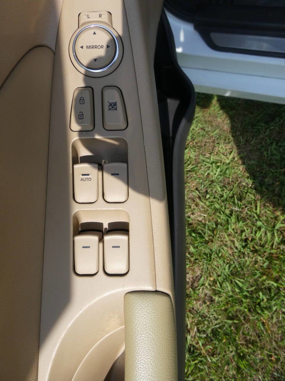 Used 2013 Hyundai Sonata Limited FWD image 21