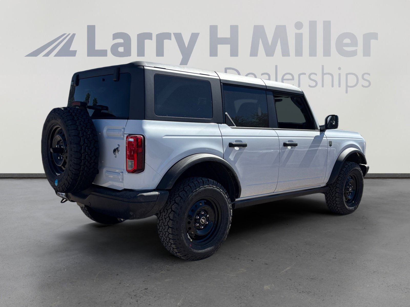 New 2026 Ford Bronco Big Bend w/ Black Diamond Package image 5