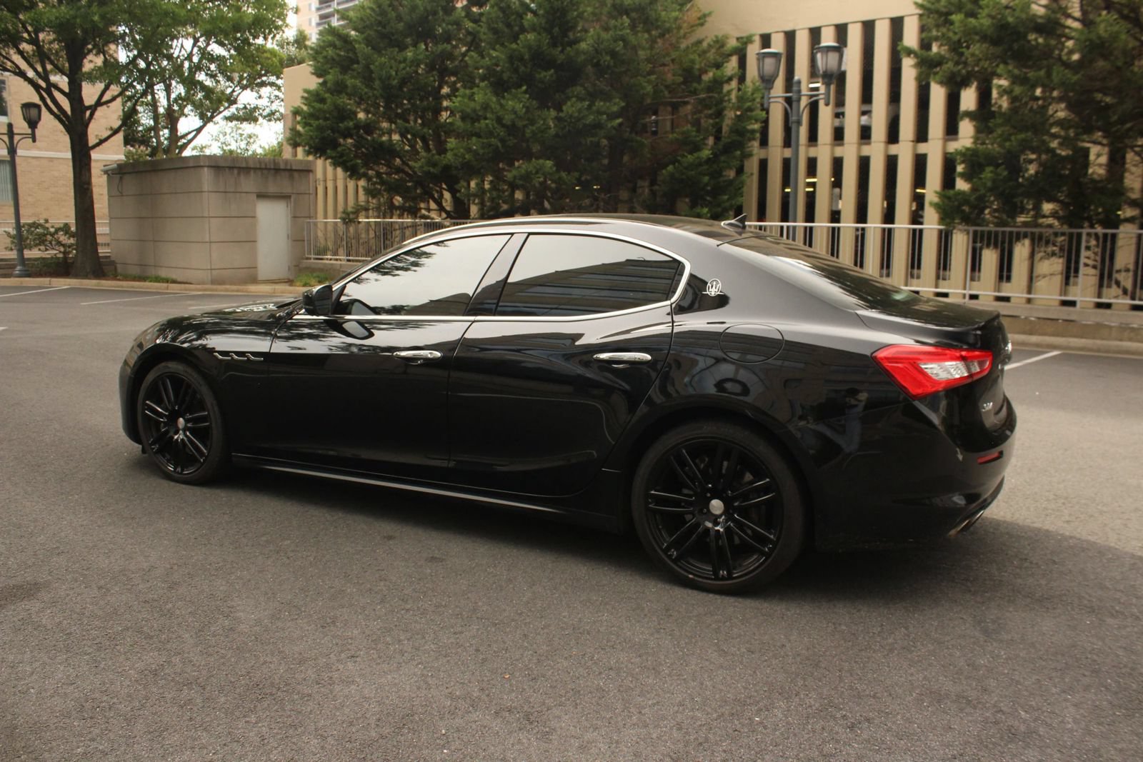 Used 2019 Maserati Ghibli S Q4 AWD/4WD image 9