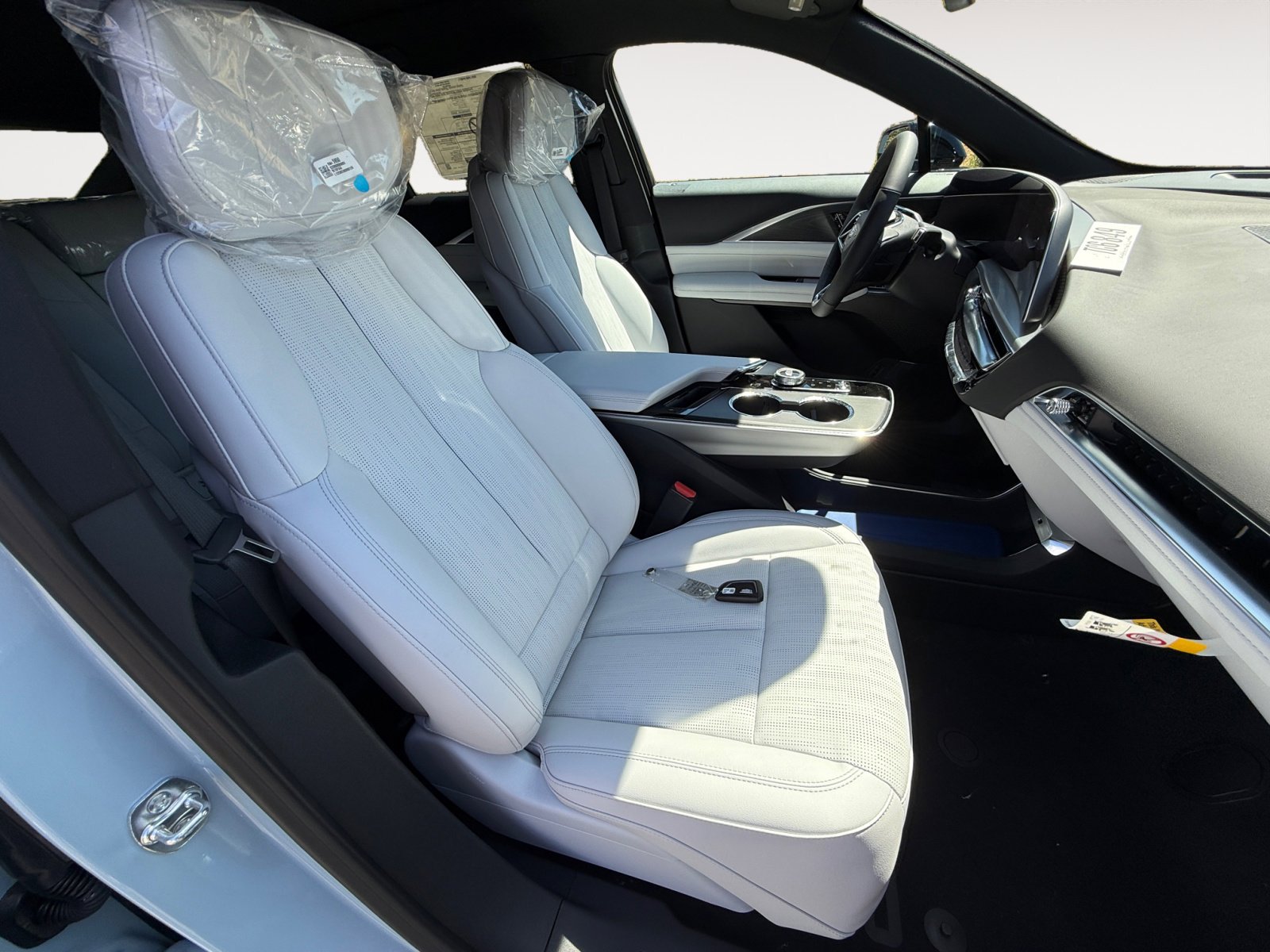 New 2025 Cadillac Lyriq Sport image 19