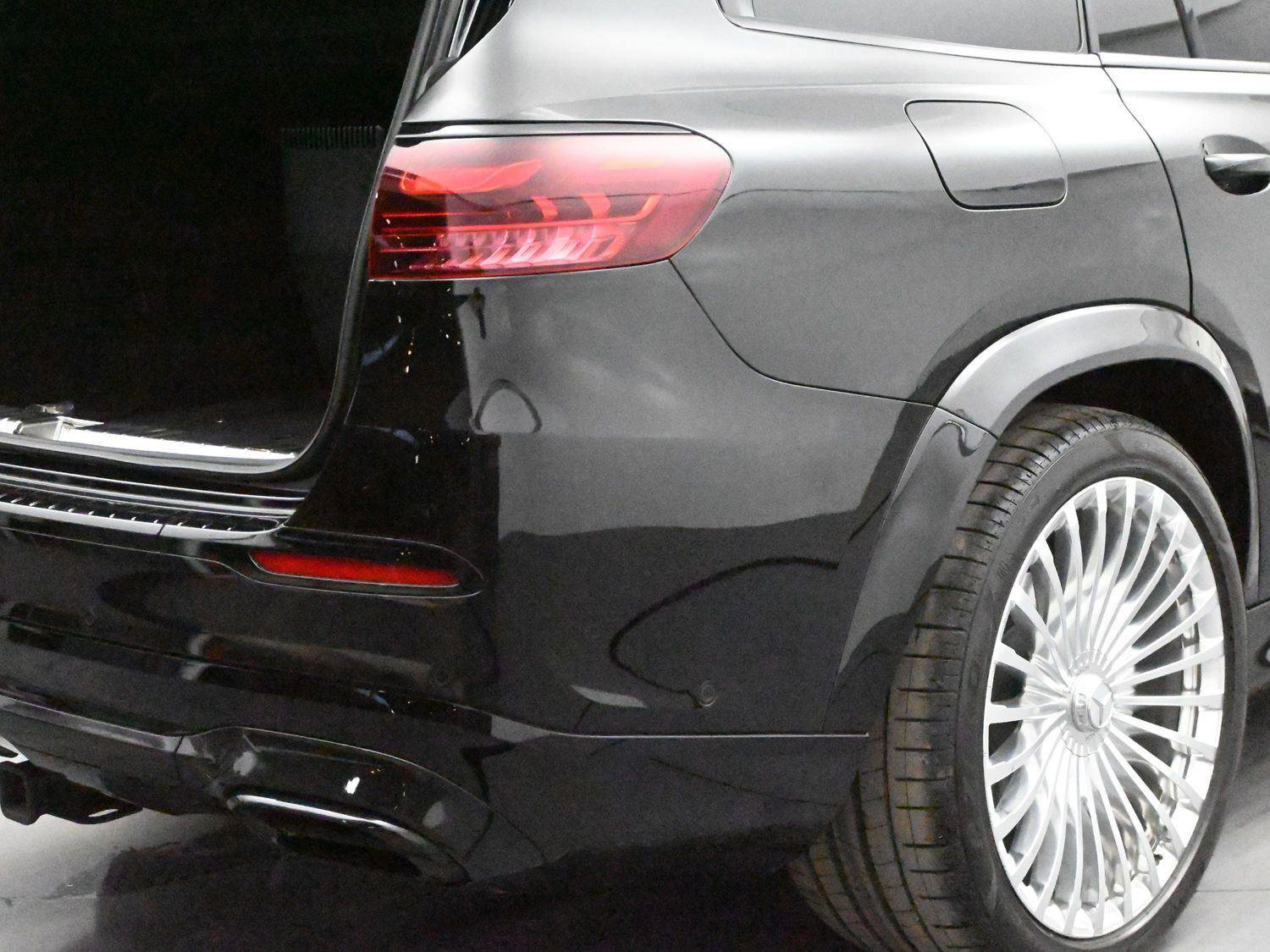 Used 2024 Mercedes-Benz Maybach GLS 600 4MATIC image 20