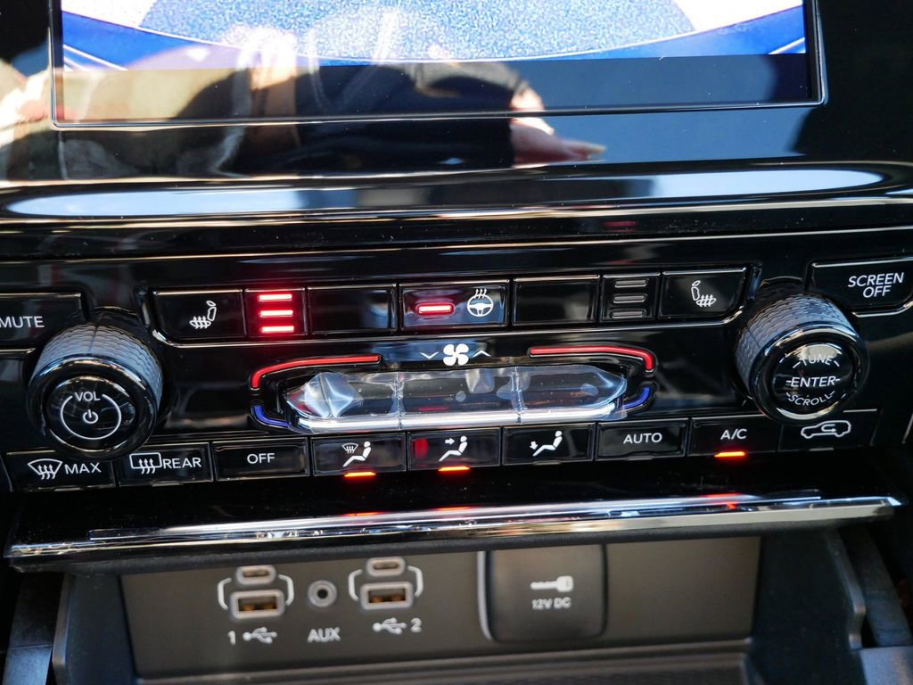 New 2025 Jeep Grand Cherokee Laredo image 41