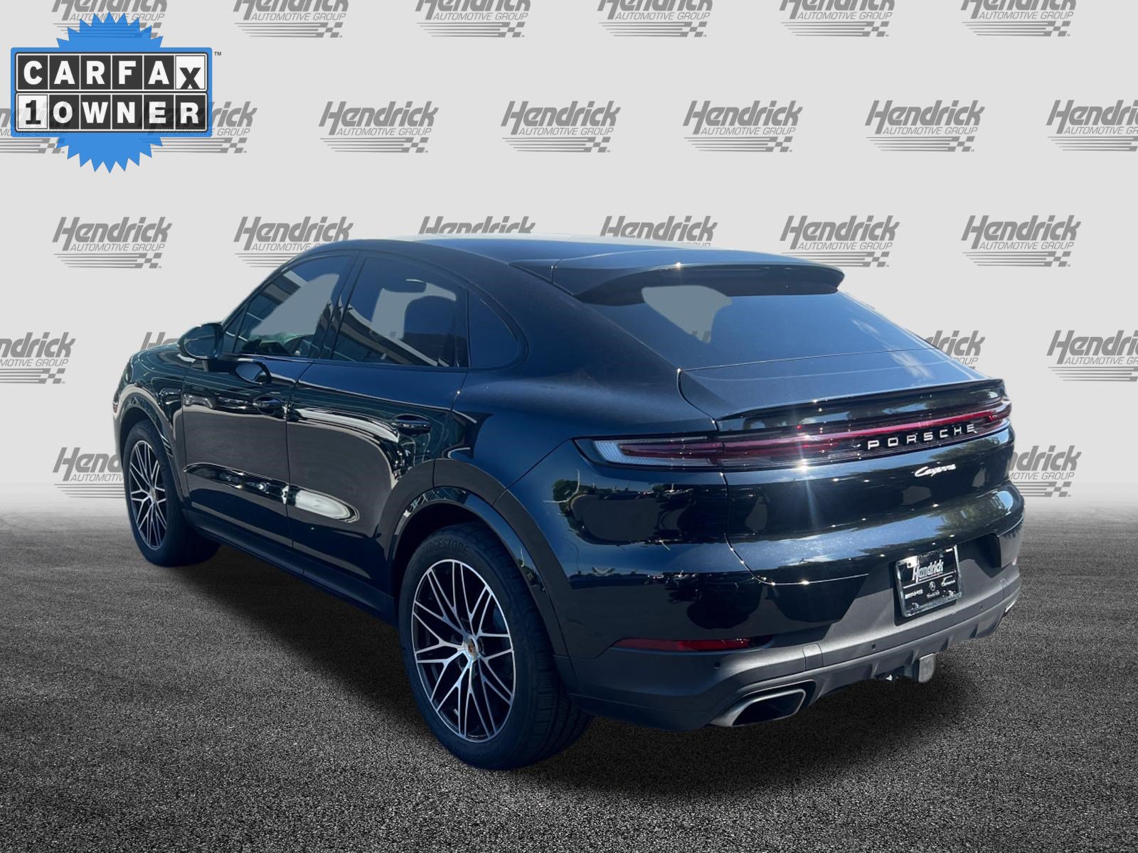 Used 2024 Porsche Cayenne Coupe AWD/4WD image 8