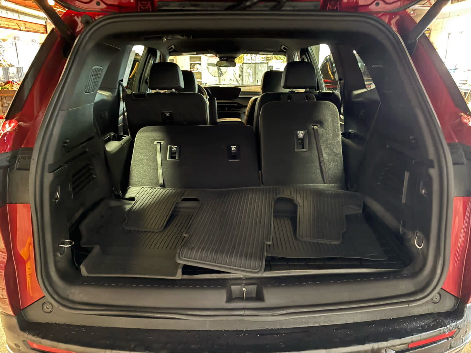 Used 2025 Buick Enclave Preferred image 12