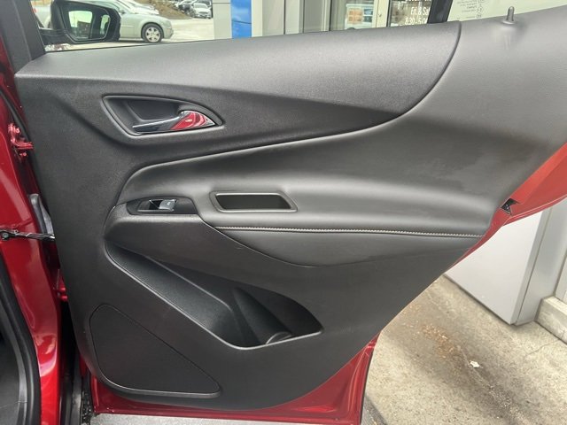 Used 2024 Chevrolet Equinox Premier image 23