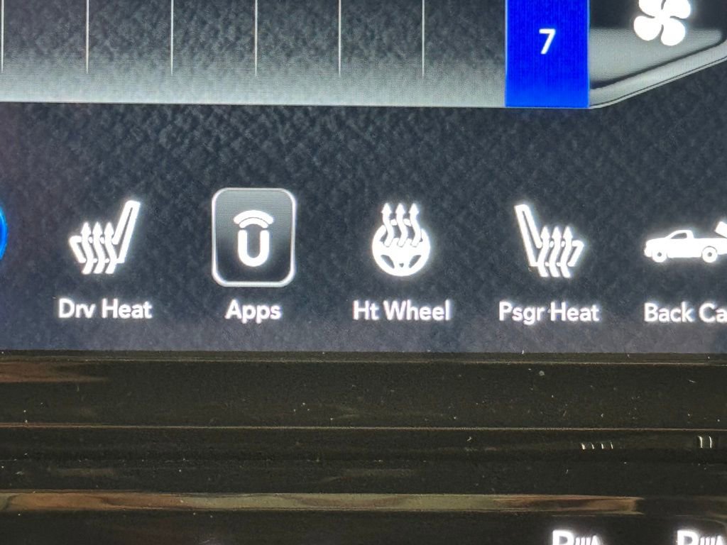 Used 2021 RAM 1500 Limited w/ Body Color Bumper Group image 39