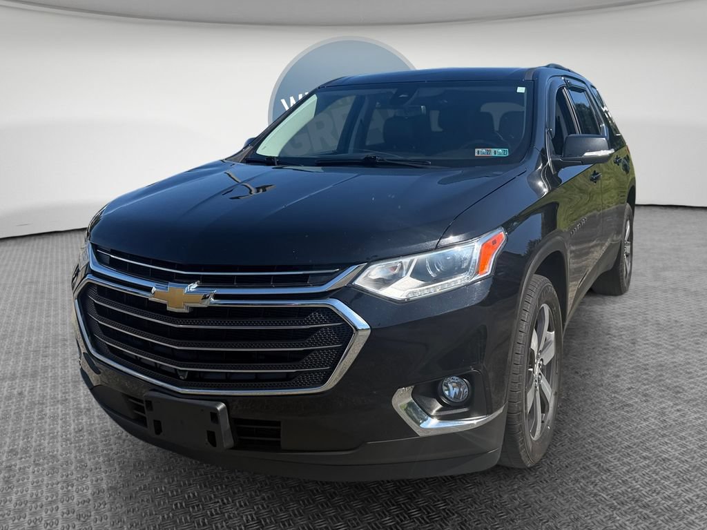 Used 2021 Chevrolet Traverse LT w/ LT Premium Package AWD/4WD image 8