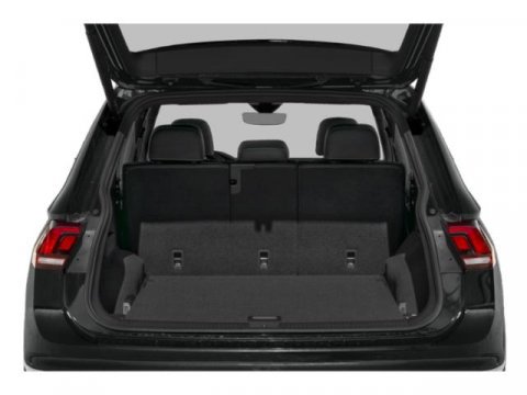Used 2022 Volkswagen Tiguan SEL R-Line image 11