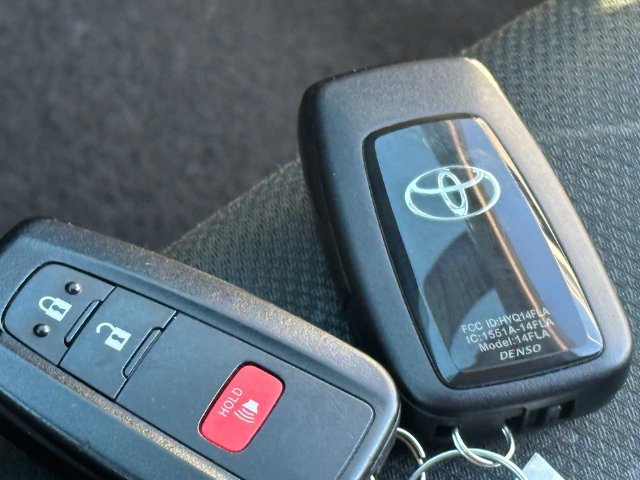 Certified 2025 Toyota RAV4 XLE AWD/4WD image 20
