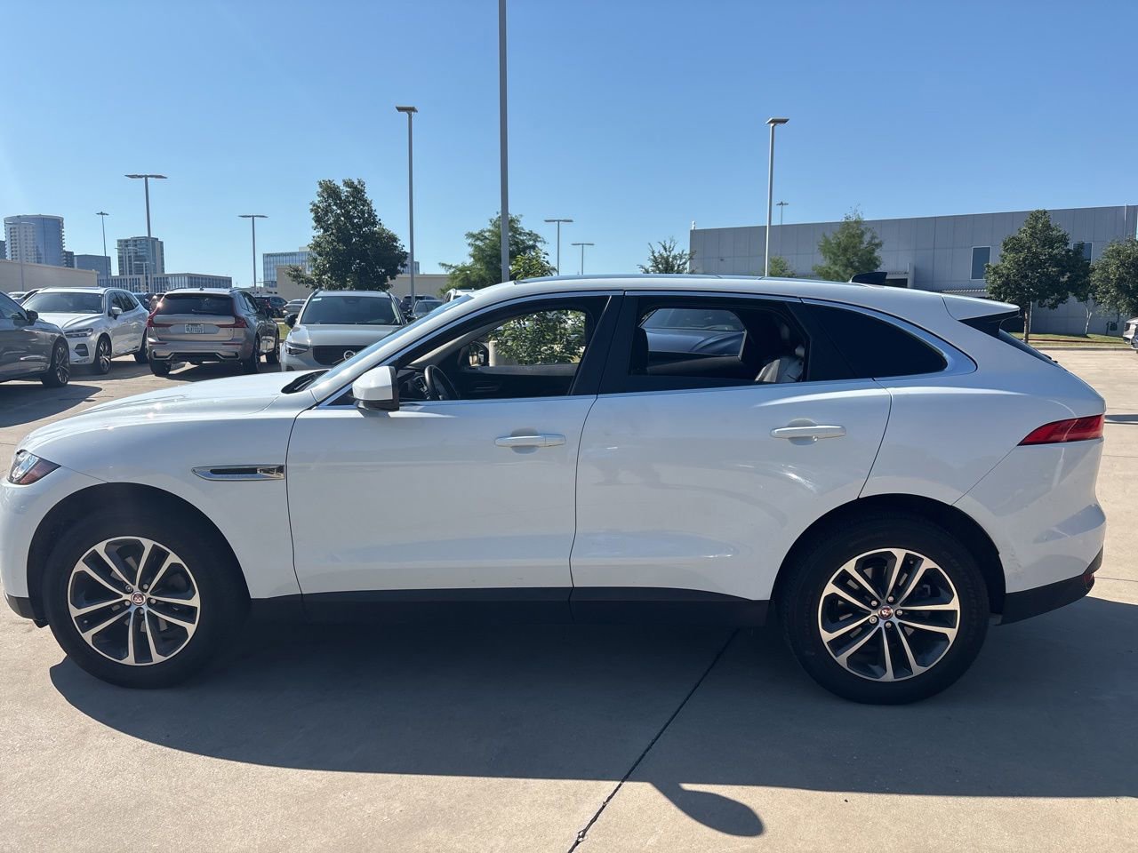 Used 2020 Jaguar F-PACE Premium AWD/4WD image 8