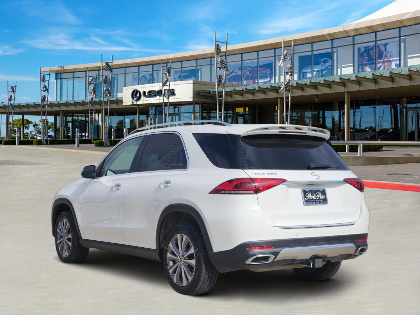 Used 2022 Mercedes-Benz GLE 350 image 4