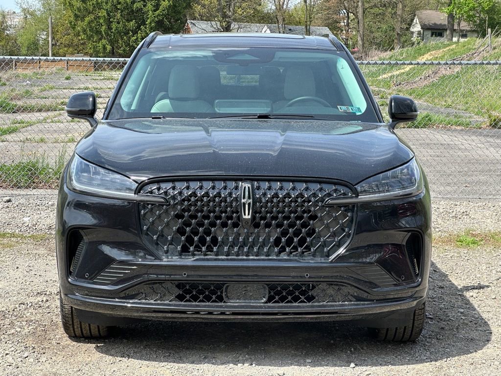 New 2026 Lincoln Aviator AWD image 32