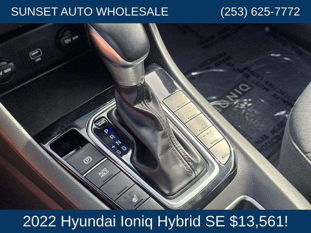 Used 2022 Hyundai Ioniq SE FWD image 34