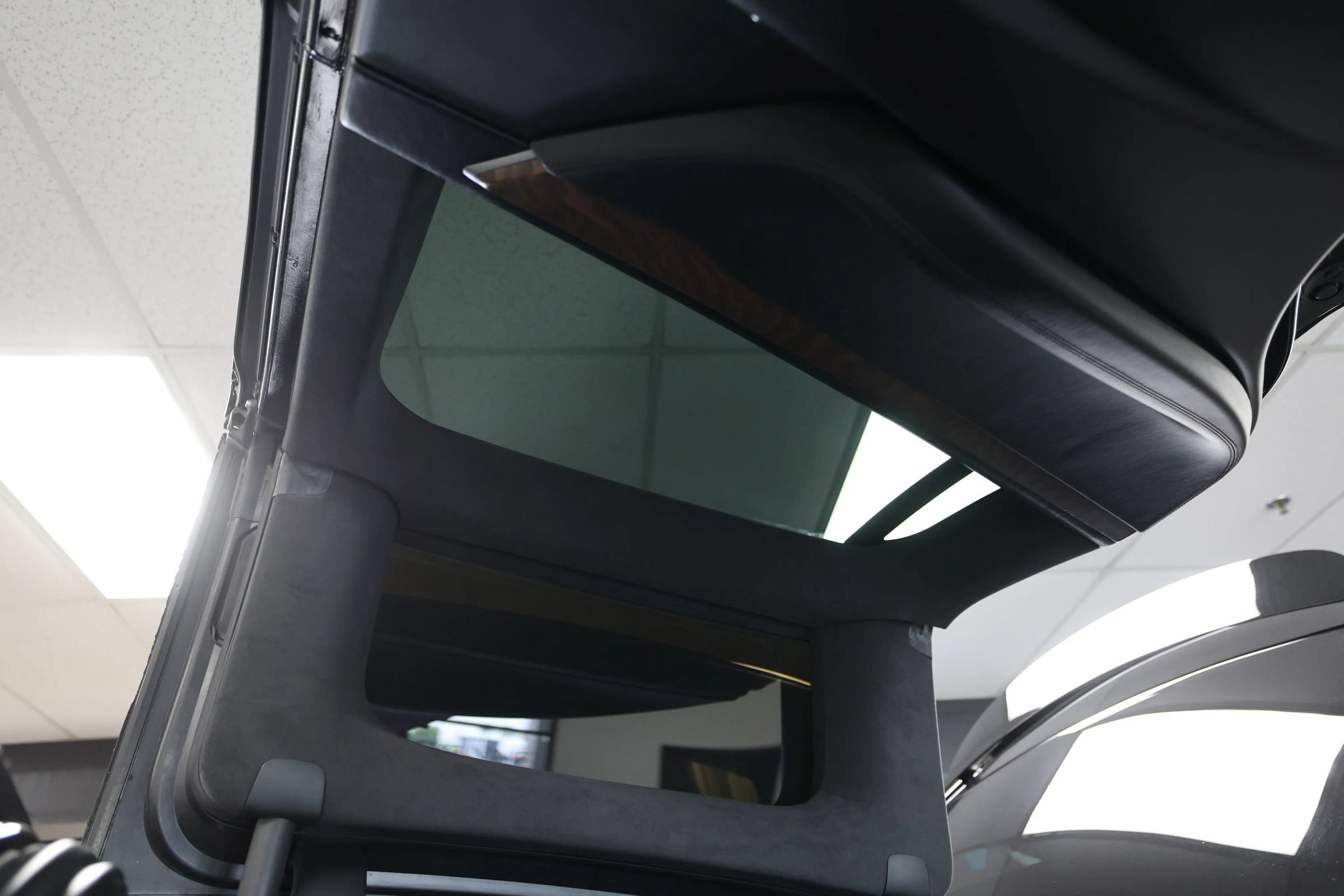 Used 2018 Tesla Model X 100D AWD/4WD image 46