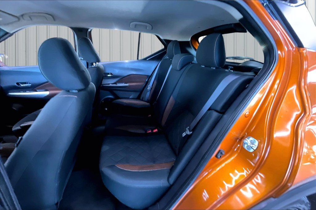 Used 2020 Nissan Kicks SR w/ Exterior Package FWD image 21